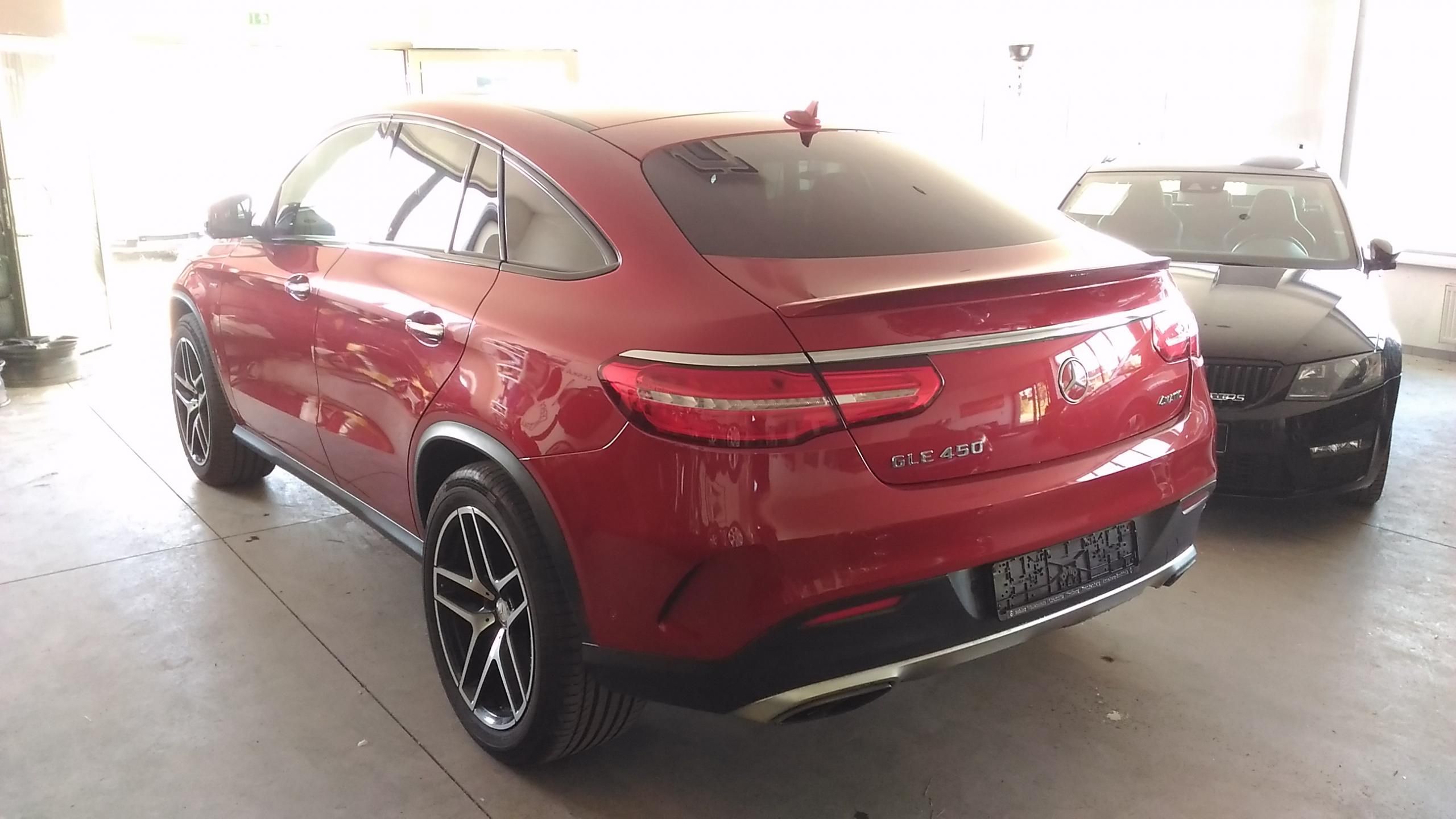 Mercedes-Benz GLE, 450I,270KW,LED,PANOR.ALU r.21 - fotka 4