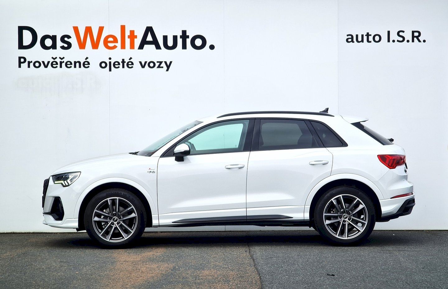Audi Q3, 35 TDI 110 kW S-LINE - fotka 3