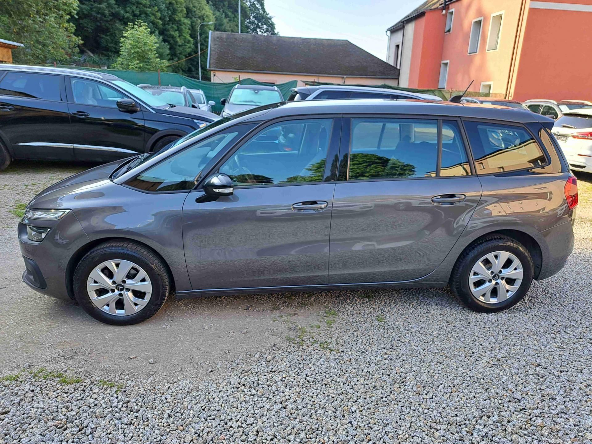 Citroën Grand C4 SpaceTourer, 1,5 HDI EAT8 - fotka 6