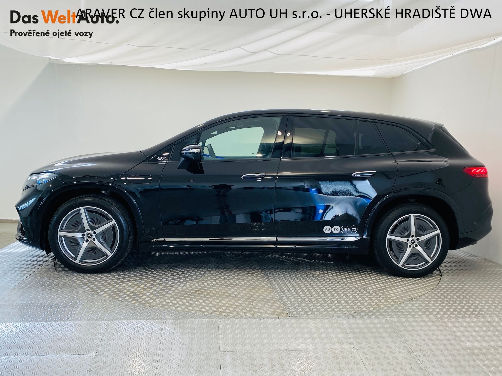 Mercedes-Benz EQS, 500 4MATIC 118kWh AMG Line - fotka 3