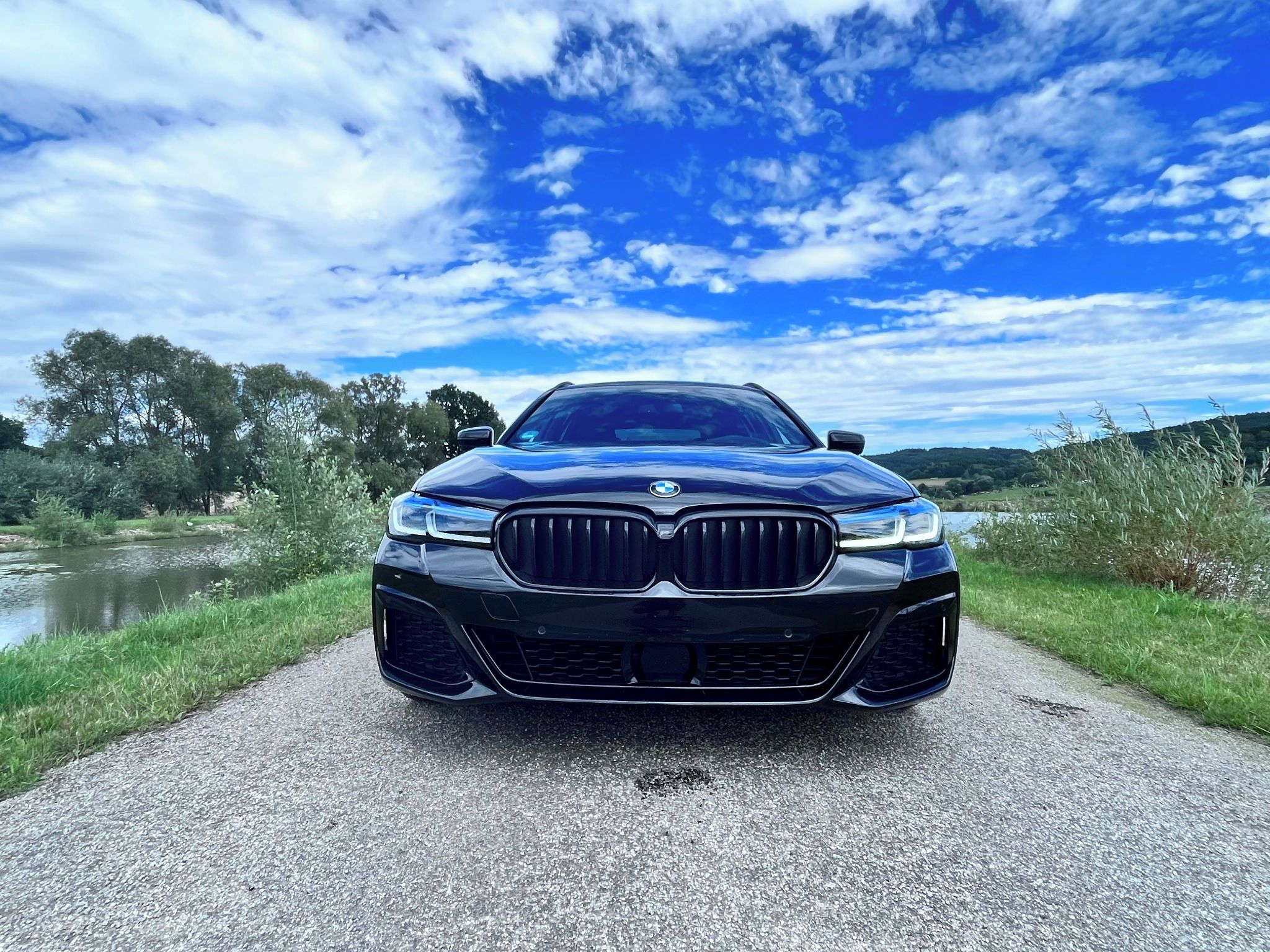 BMW Řada 5, 530D xDrive M Sport 1majitel - fotka 3