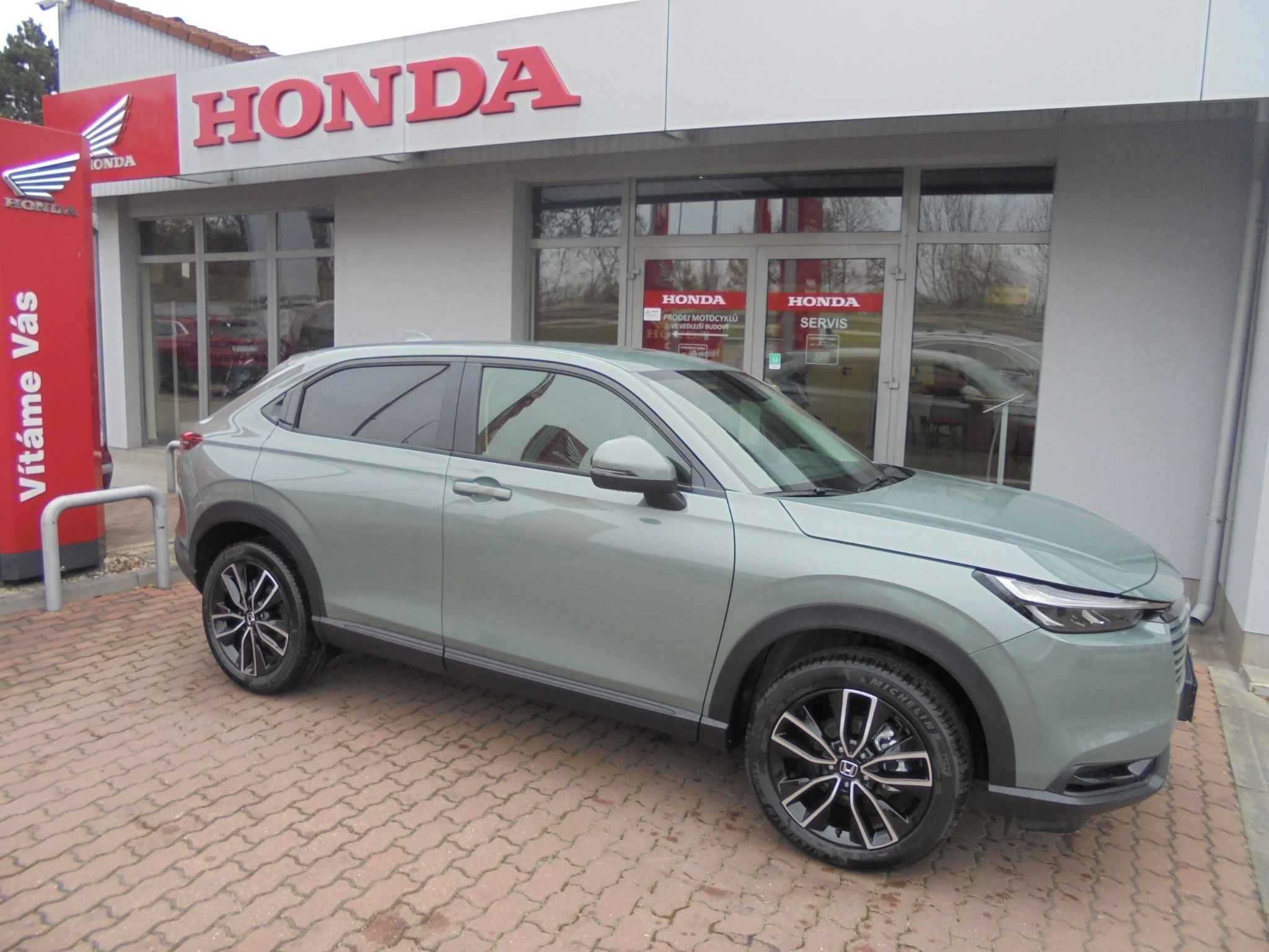 Honda HR-V, 1.5e:HEV ELEGANCE 2027 - fotka 5