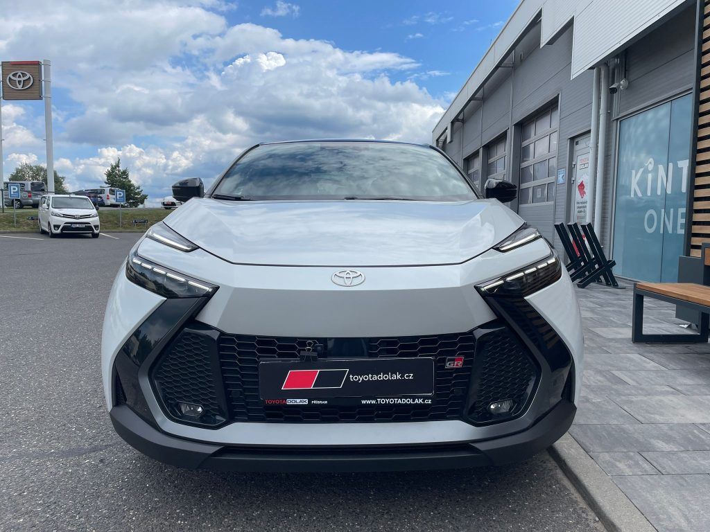 Toyota C-HR, NG23 - 2.0L PHEV - fotka 2
