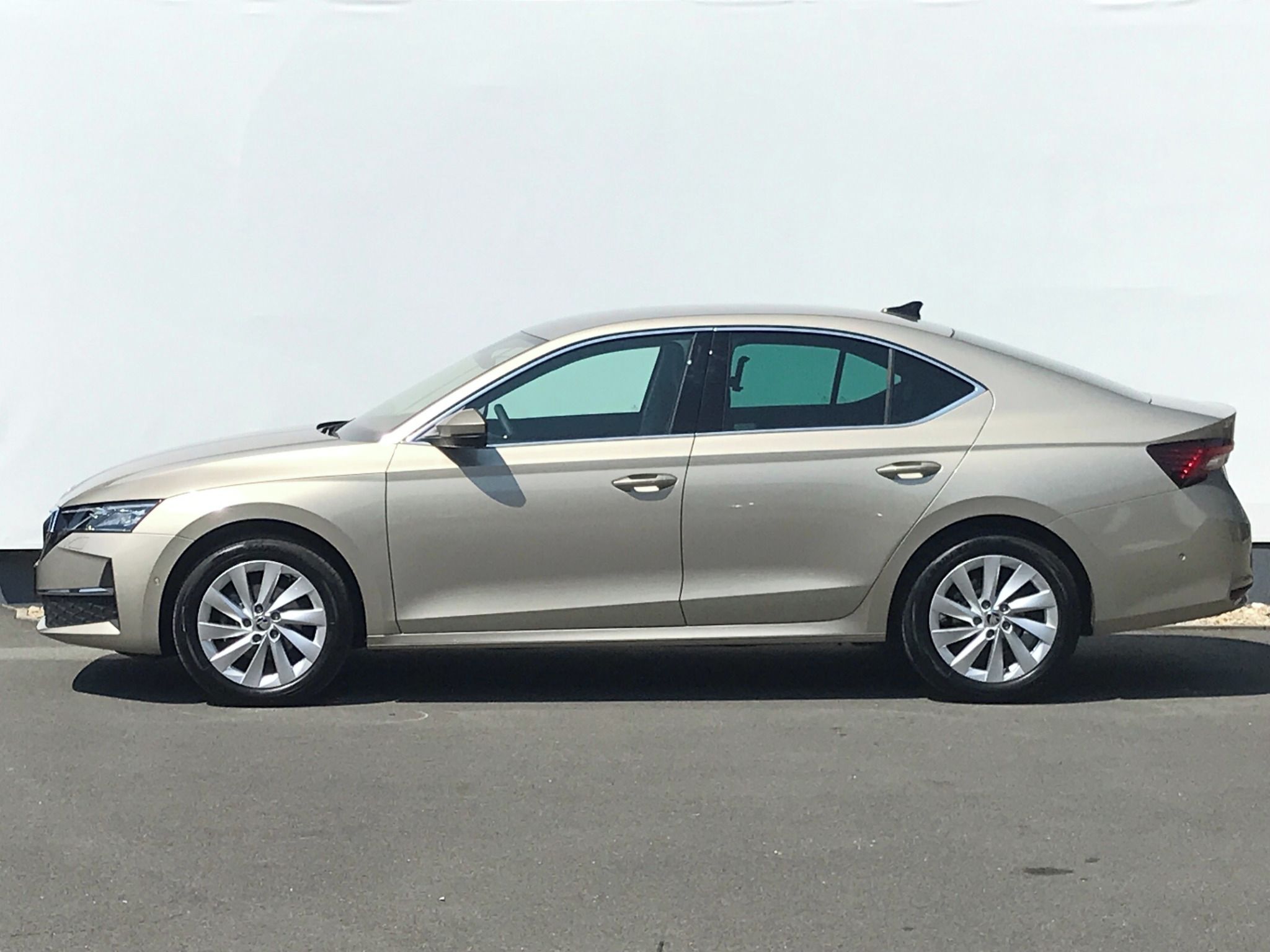 Škoda Octavia, 2.0TDi 110kW 7°DSG TopSl.TAŽNÉ - fotka 3