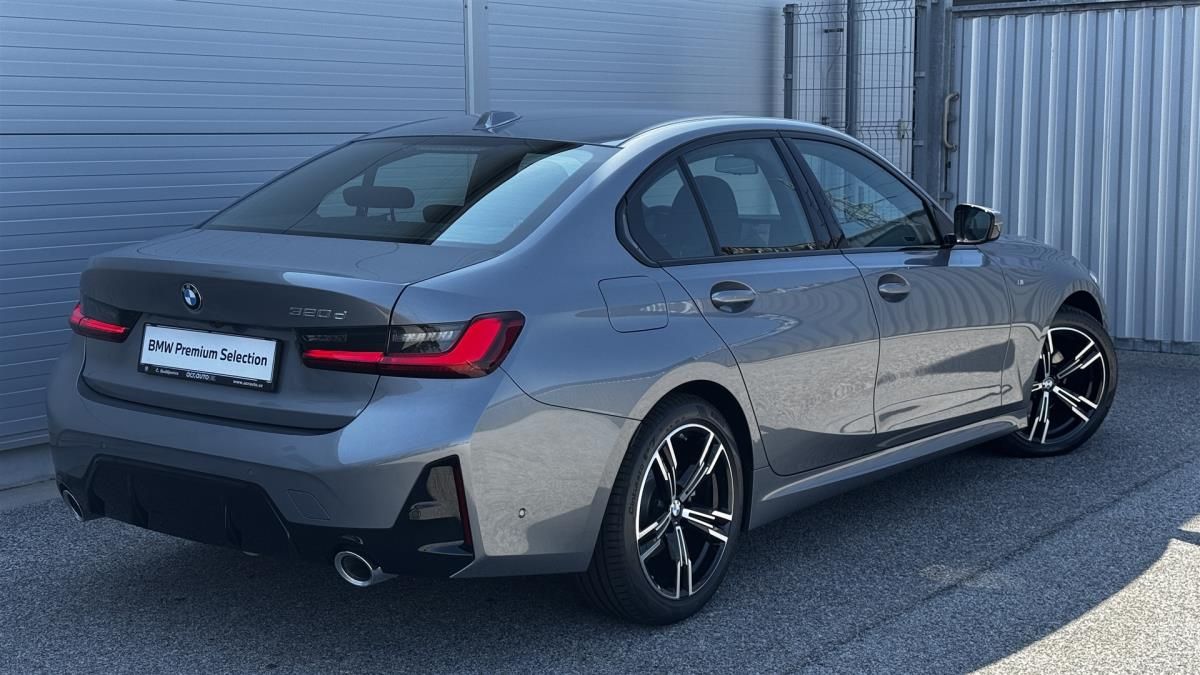 BMW Řada 3, 320d Sedan - fotka 2