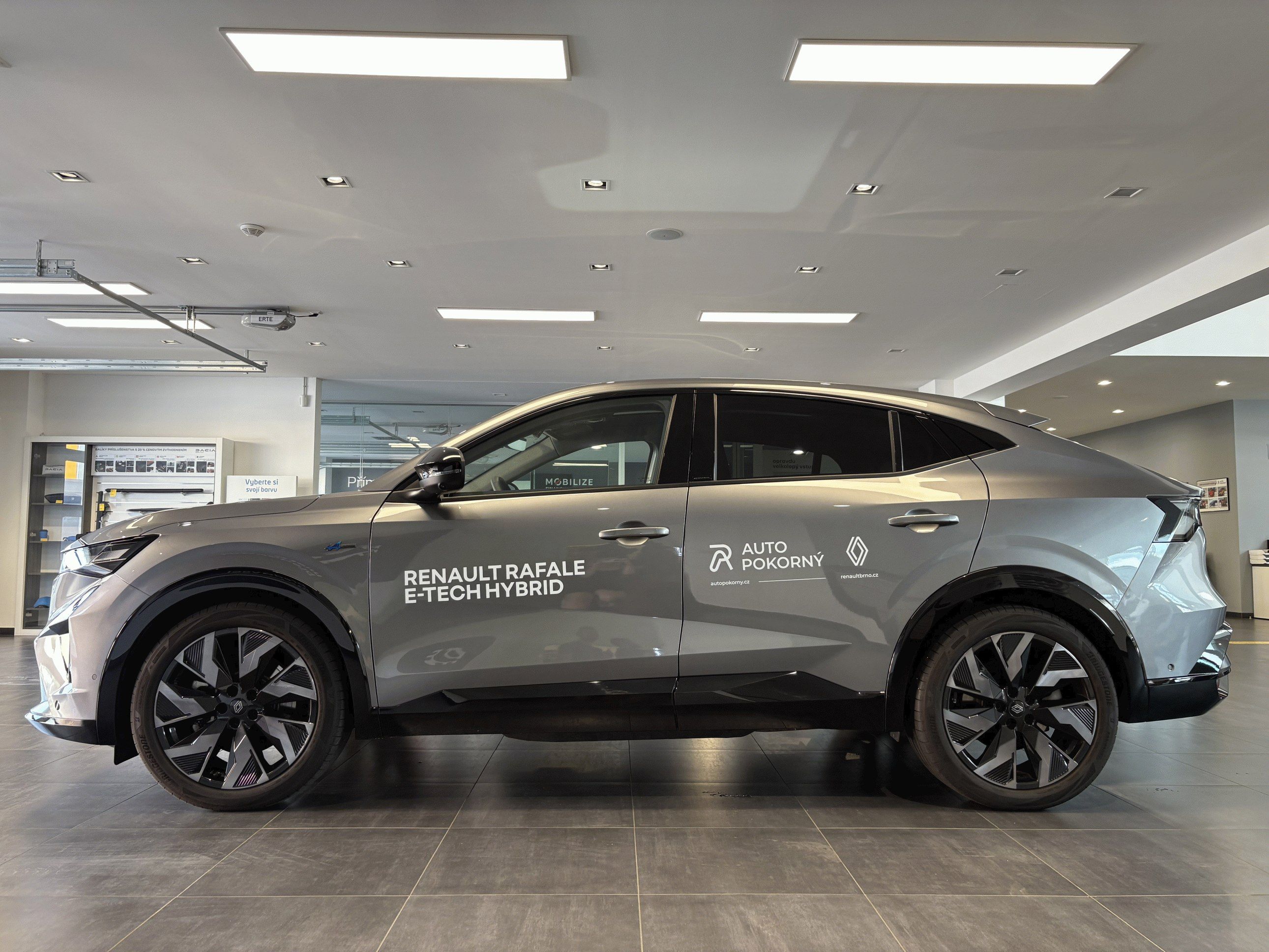 Renault Rafale, Esprit Alpine E-Tech full hybr - fotka 2