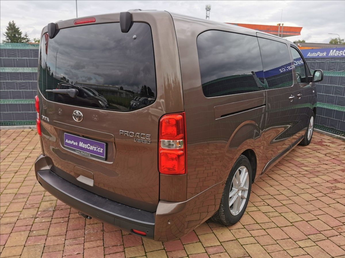 Toyota Proace Verso, 2,0D 180K 130kW L2 VIP - fotka 6