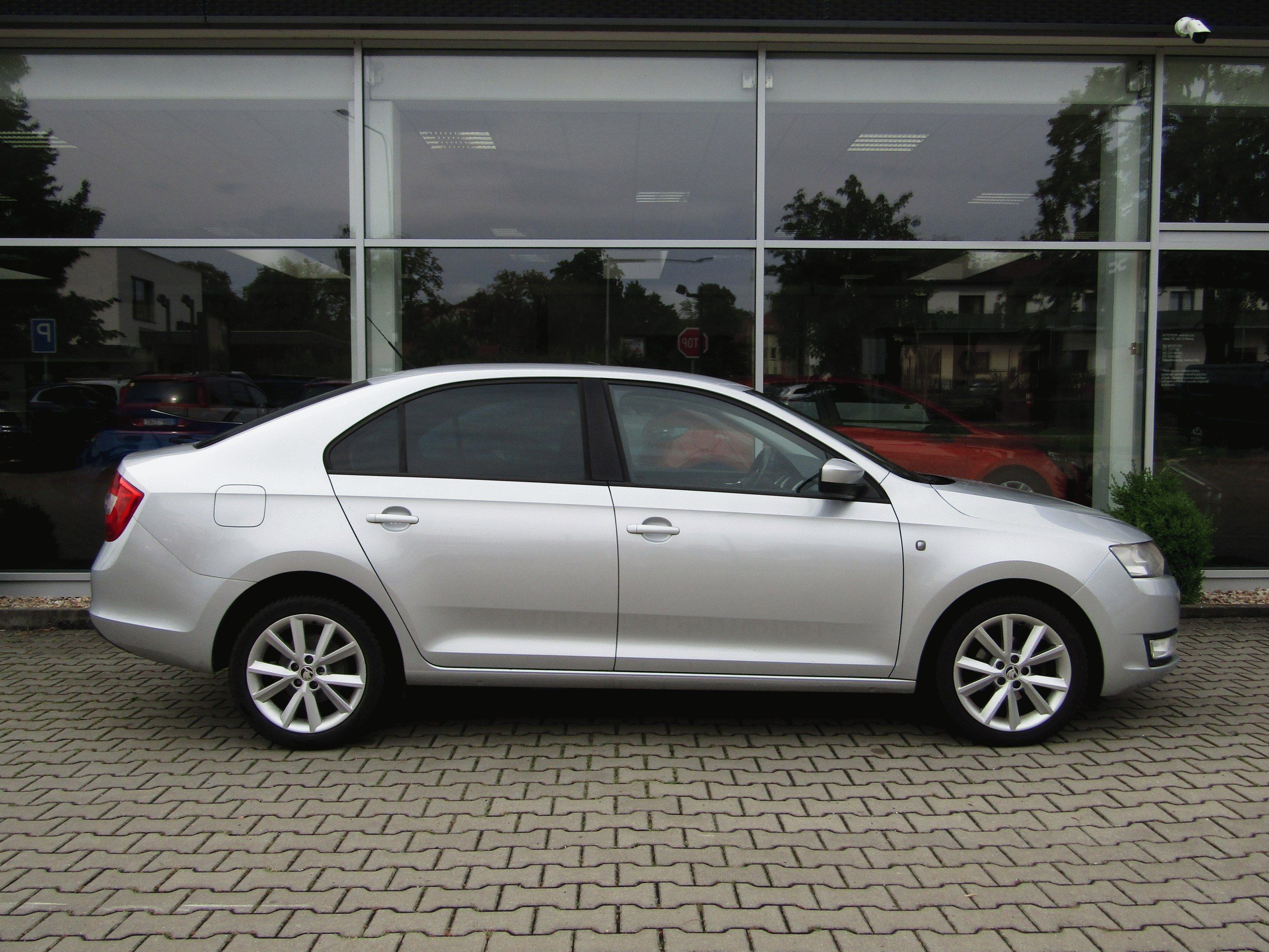 Škoda Rapid, 1,2 TSI 63 kW Ambition - fotka 4