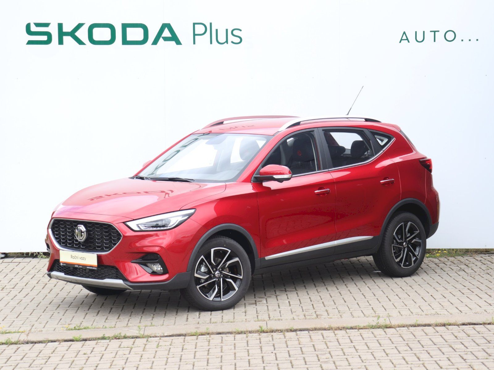 MG ZS, 1.0T- výhřev př.sedadel