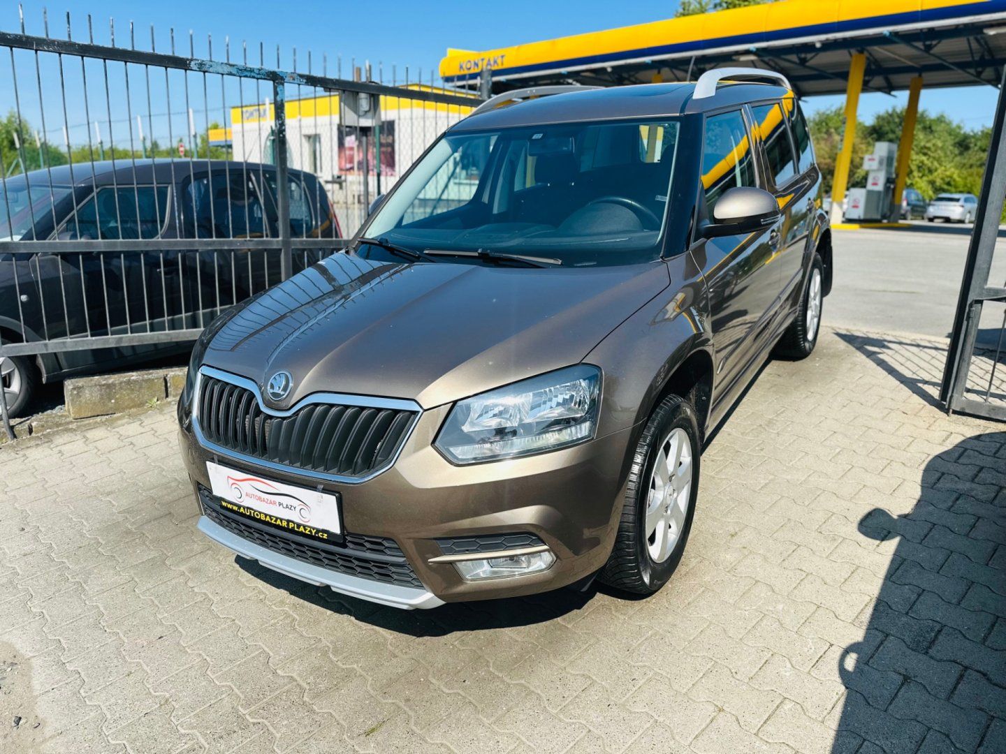 Škoda Yeti, 1.2TSi PANORAMA,VÝHŘEV SED. - fotka 2