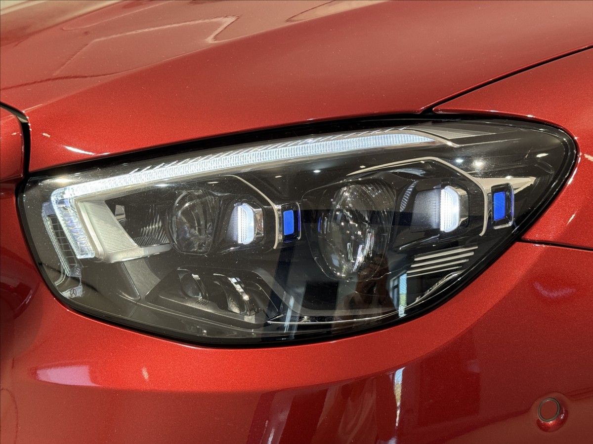 Mercedes-Benz Třídy E, 2,0 E  300de 4Matic Avantgarde - fotka 6