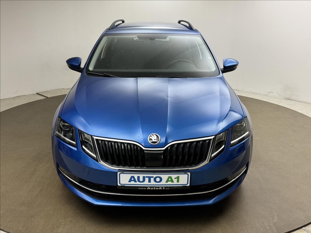 Škoda Octavia, 2,0 110kW DSG LED STYLE DPH TZ - fotka 2
