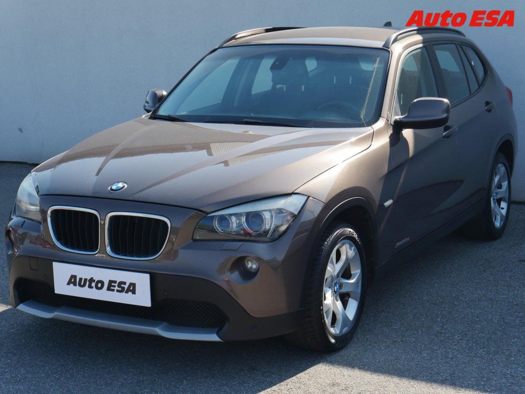 BMW X1, 2.0 D xDrive 20d,ČR,AC - fotka 3