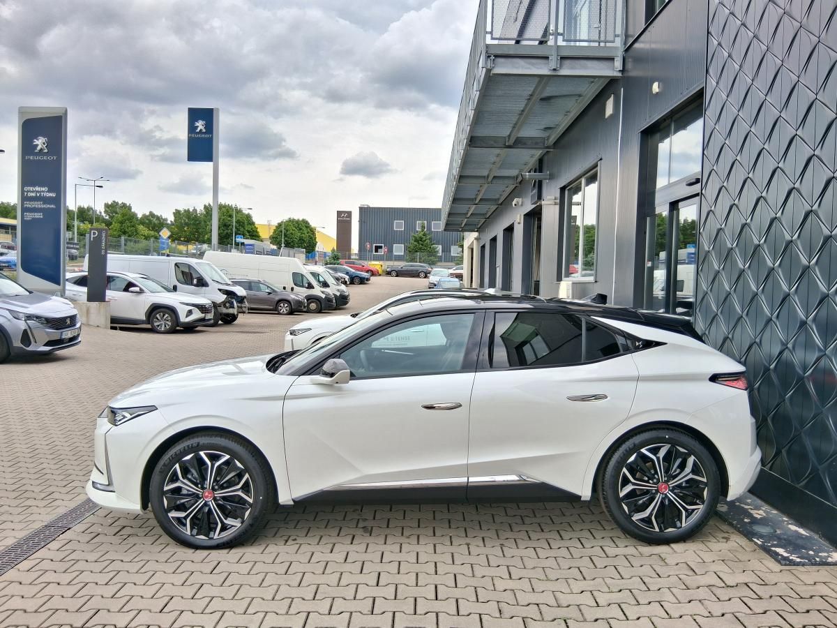 DS 4, PERFORM. LINE+ 1.2 PT 96 kW - fotka 4