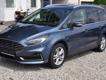 2.5 FHEV 110kW Titanium 7.míst