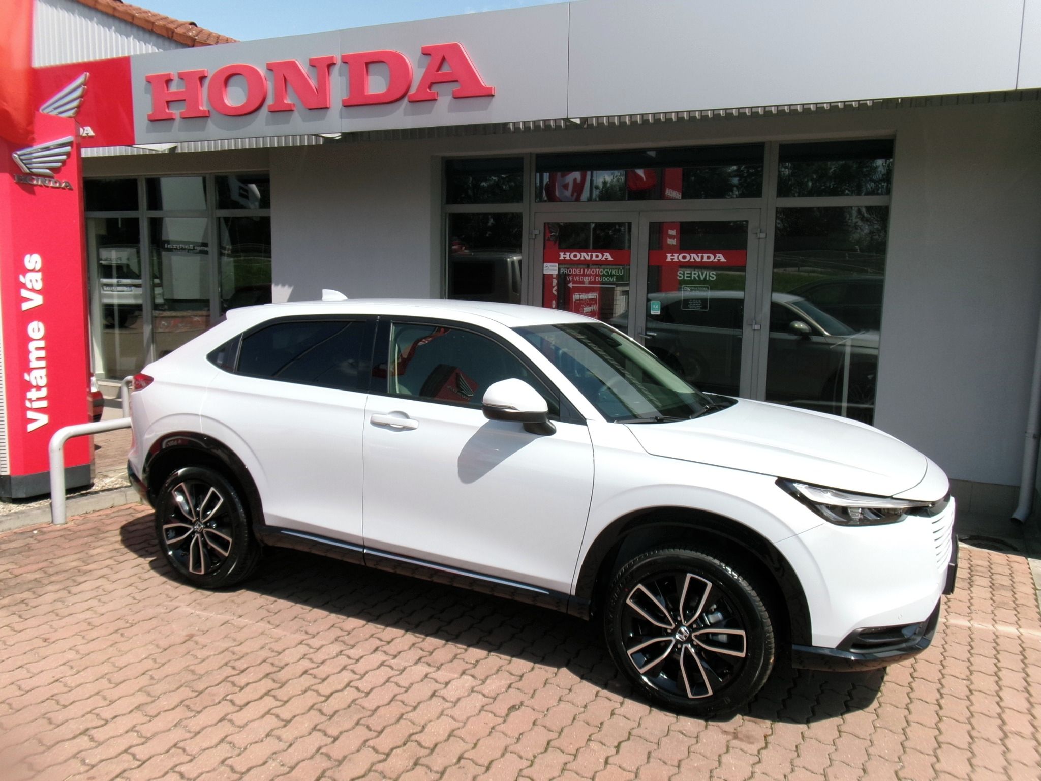 Honda HR-V, 1.5e:HEV ADVANCE 2027 - fotka 3