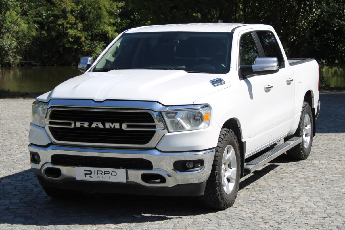 Dodge Ram, 1500 5.7 HEMI V8 4WD BIG HORN - fotka 3