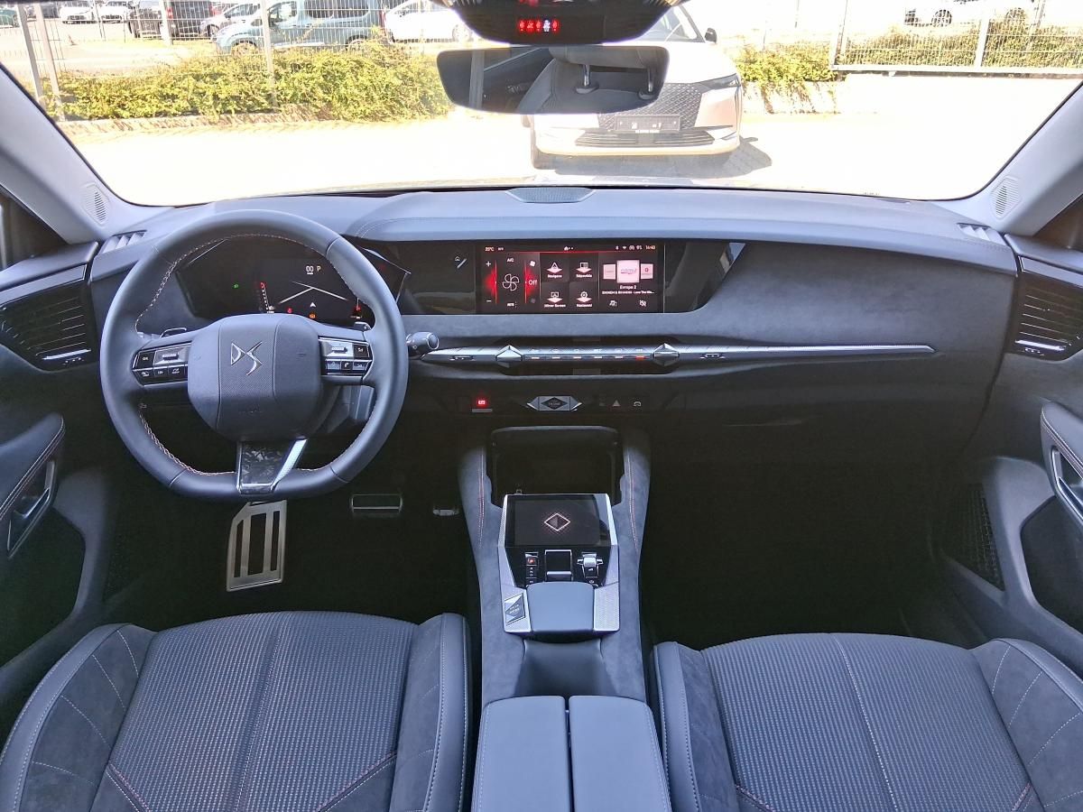 DS 4, PERFORM. LINE+ 1.2 PT 96 kW - fotka 2