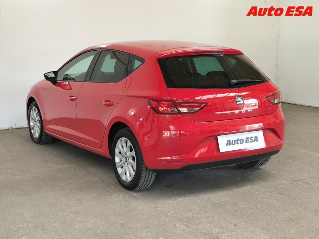 Seat Leon, 1.6TDi,AC,park.čidla - fotka 4