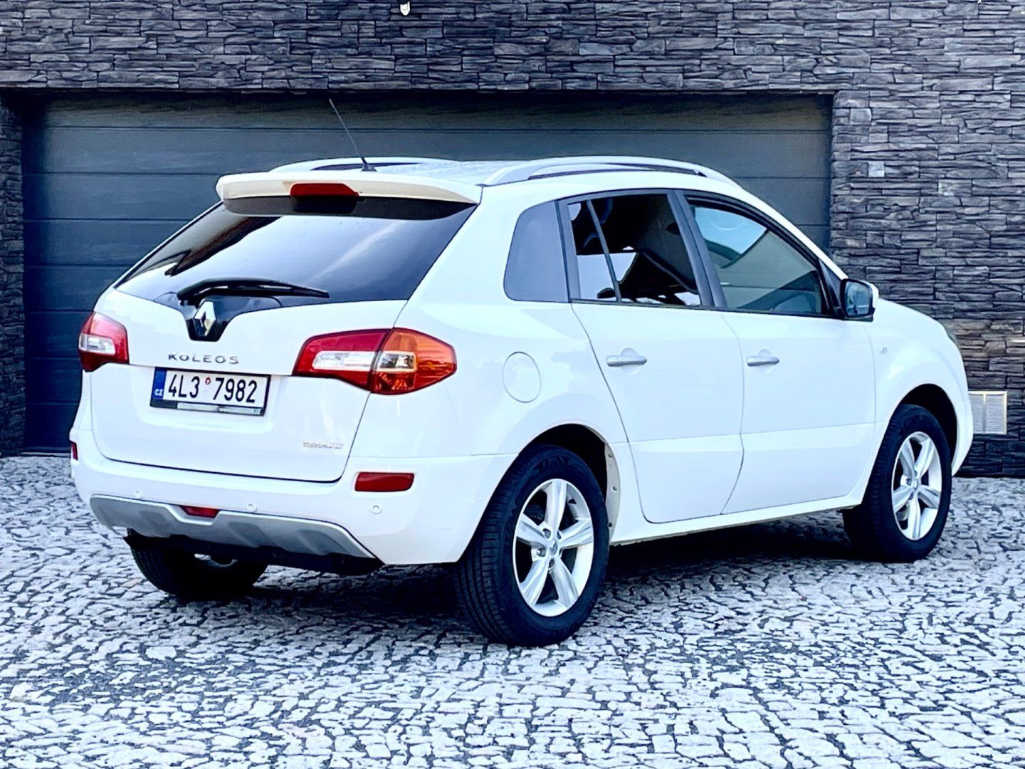Renault Koleos, 2.0DCi 4x4 Bose, 1.maj, CZ - fotka 6