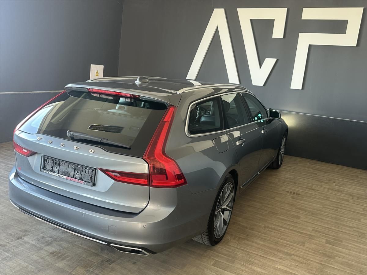 Volvo V90, 2,0D*D4*LED*ACC*DPH*140KW* - fotka 6