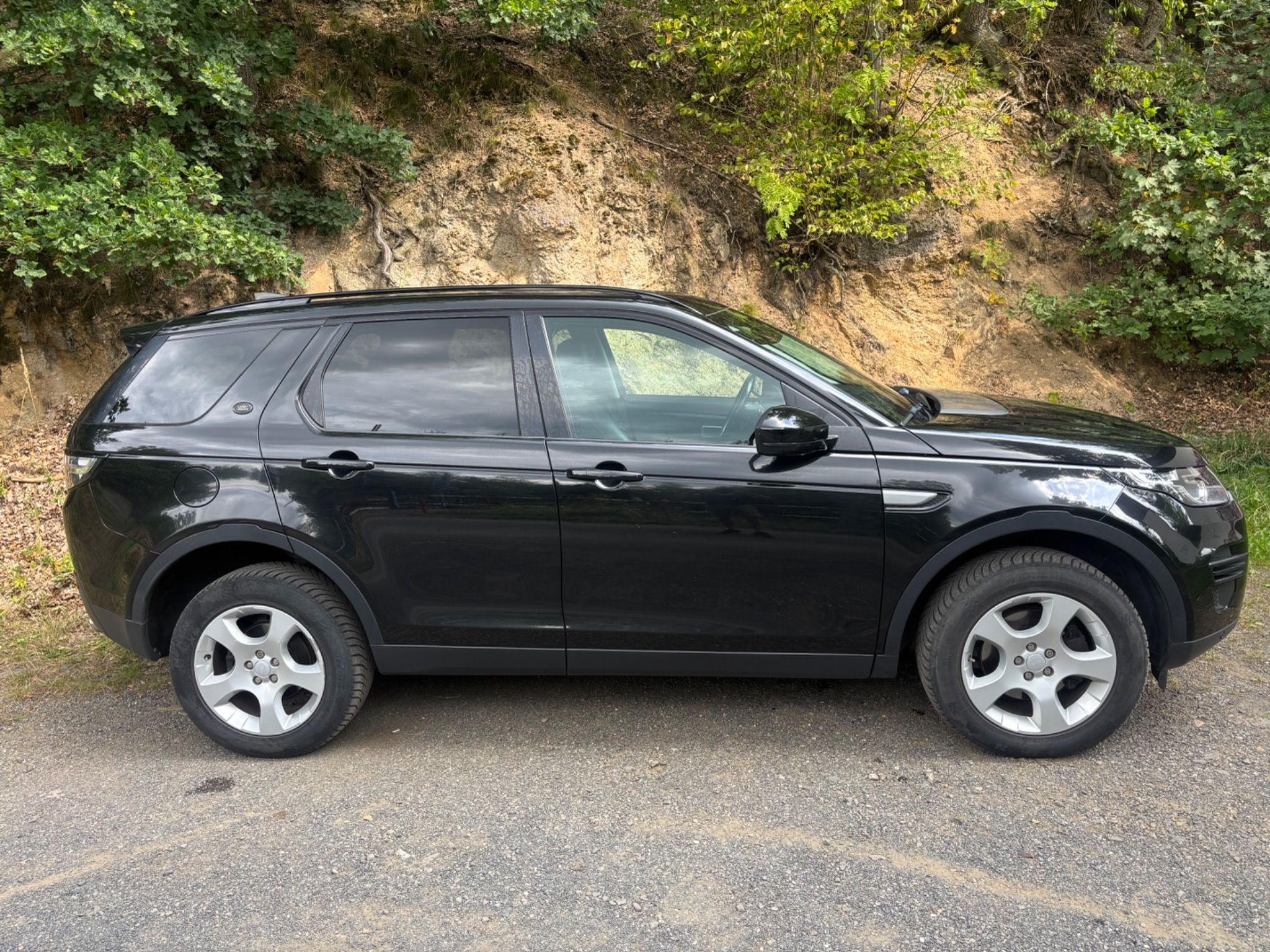 Land Rover Discovery Sport - fotka 3