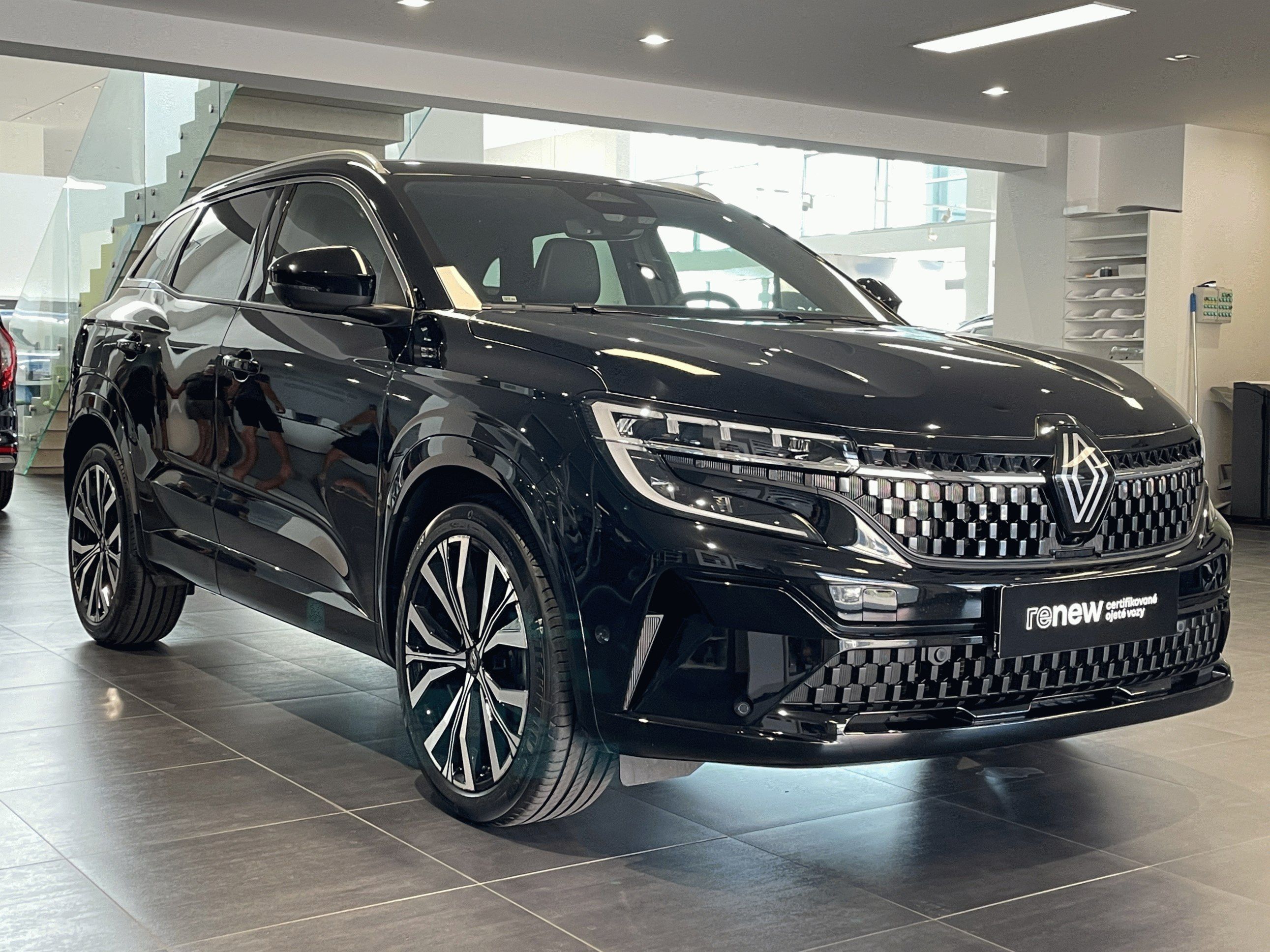 Renault Austral, ICONIC mildhybrid TCE160 EDC - fotka 6