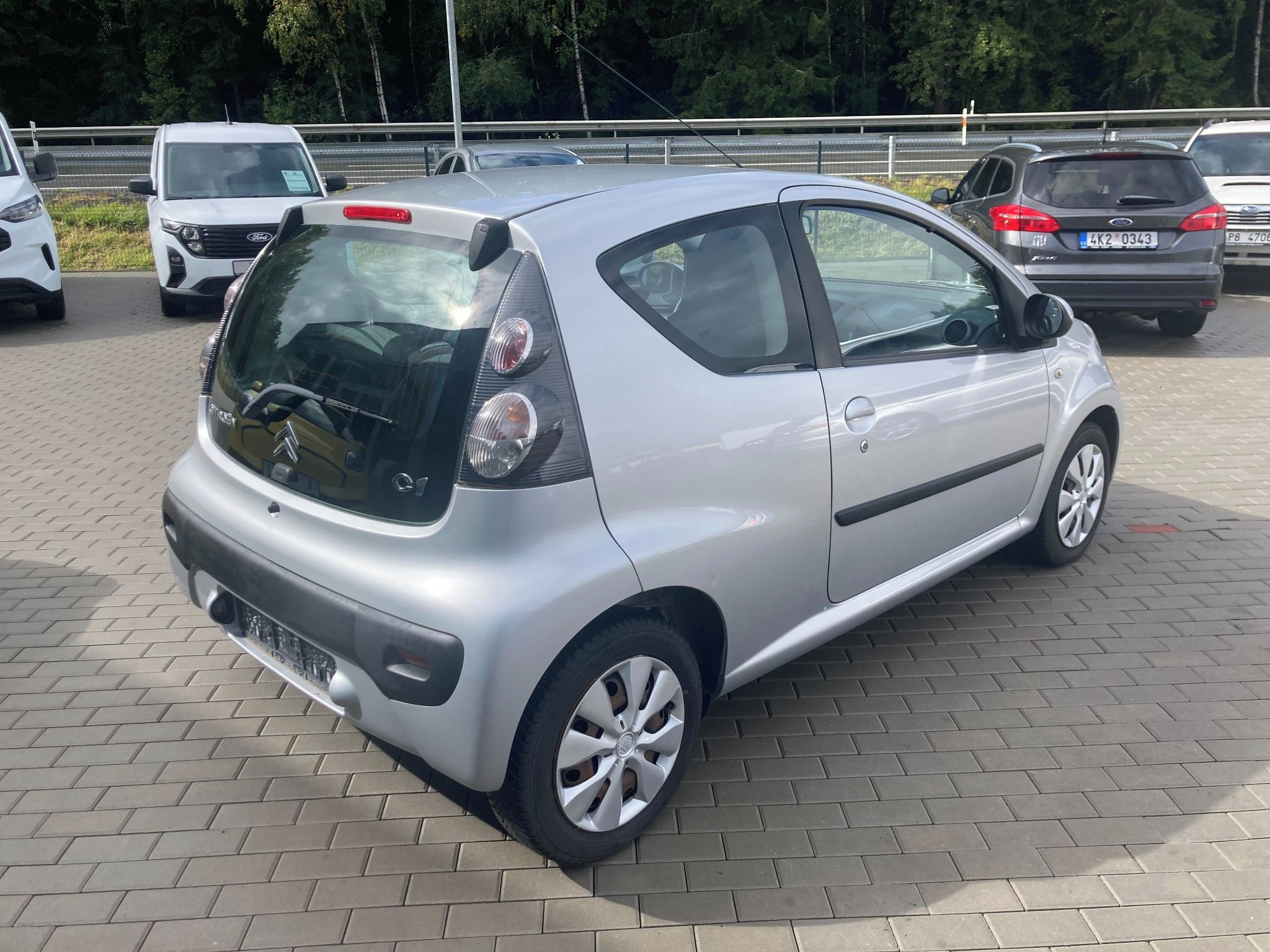 Citroën C1, 1,0i 50 kW - fotka 5
