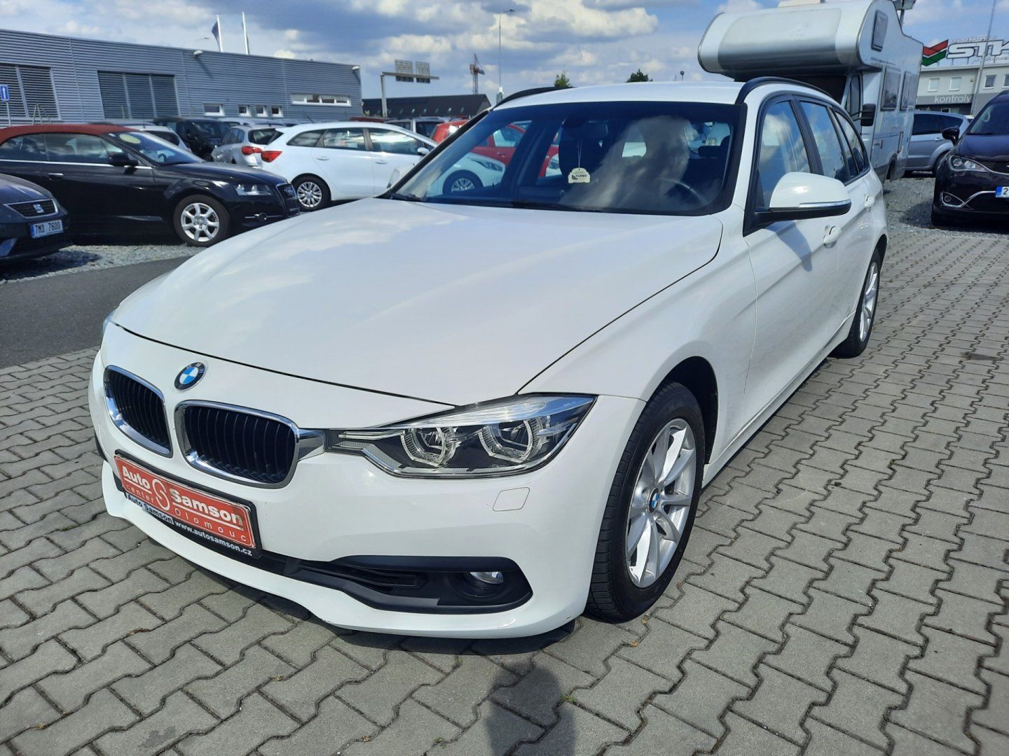 BMW Řada 3, 318i 100kW *AUTOMAT*