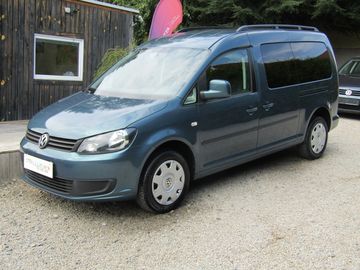 MAXI 1.6 TDI 75kW  7 MÍST