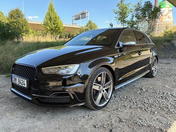 2.0 TFSI Quattro 221kW manuál