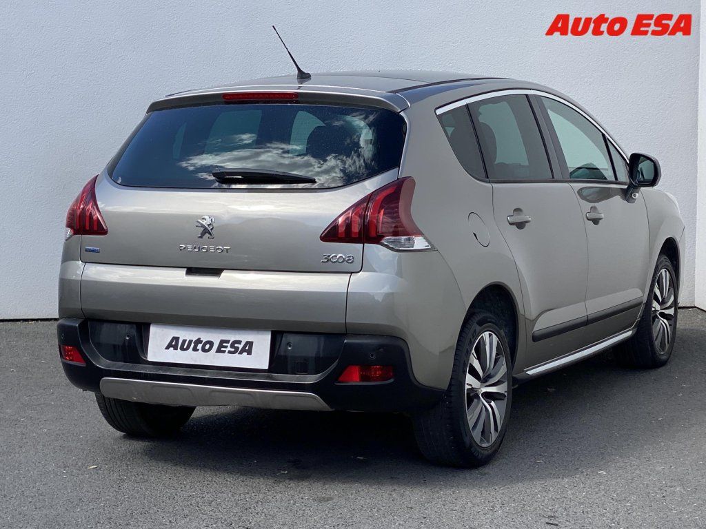Peugeot 3008, 1.6 HDi,Access,panor,navi - fotka 4