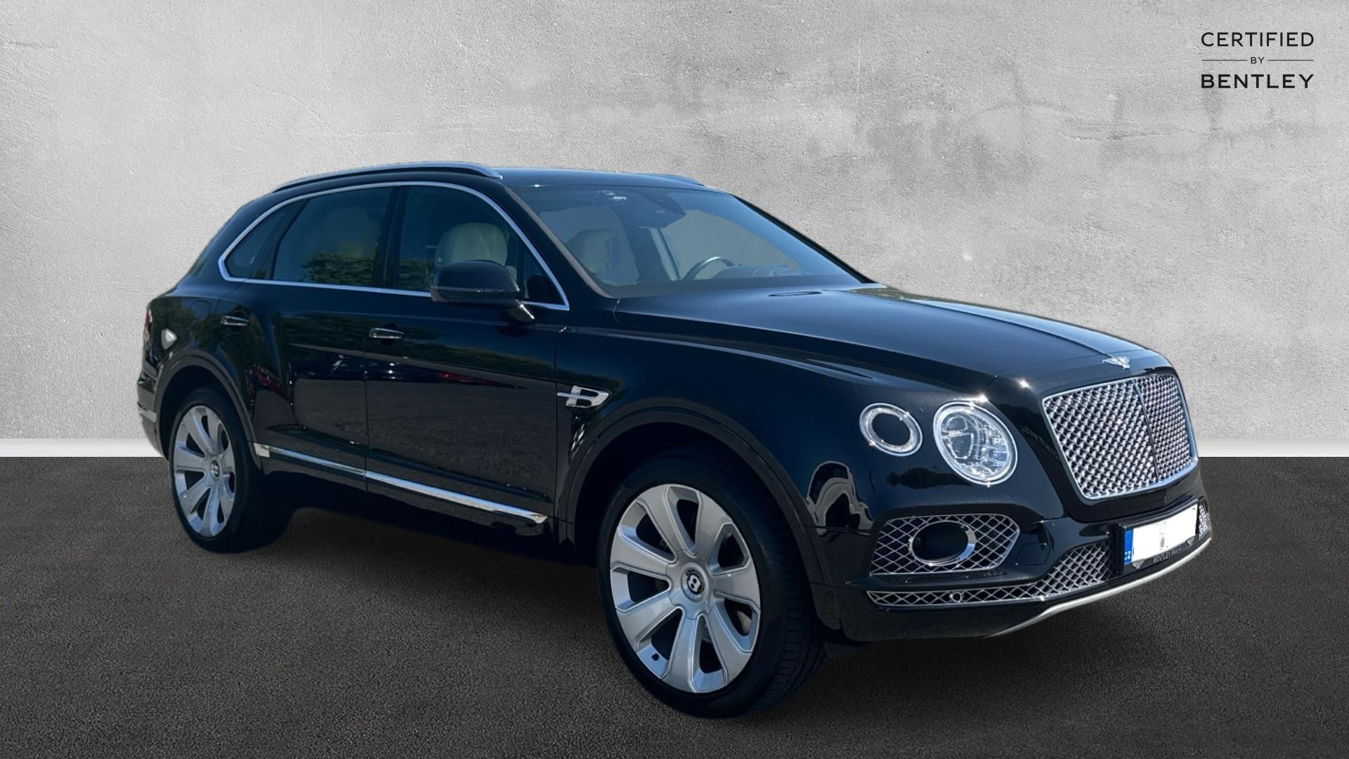 Bentley Bentayga, V8