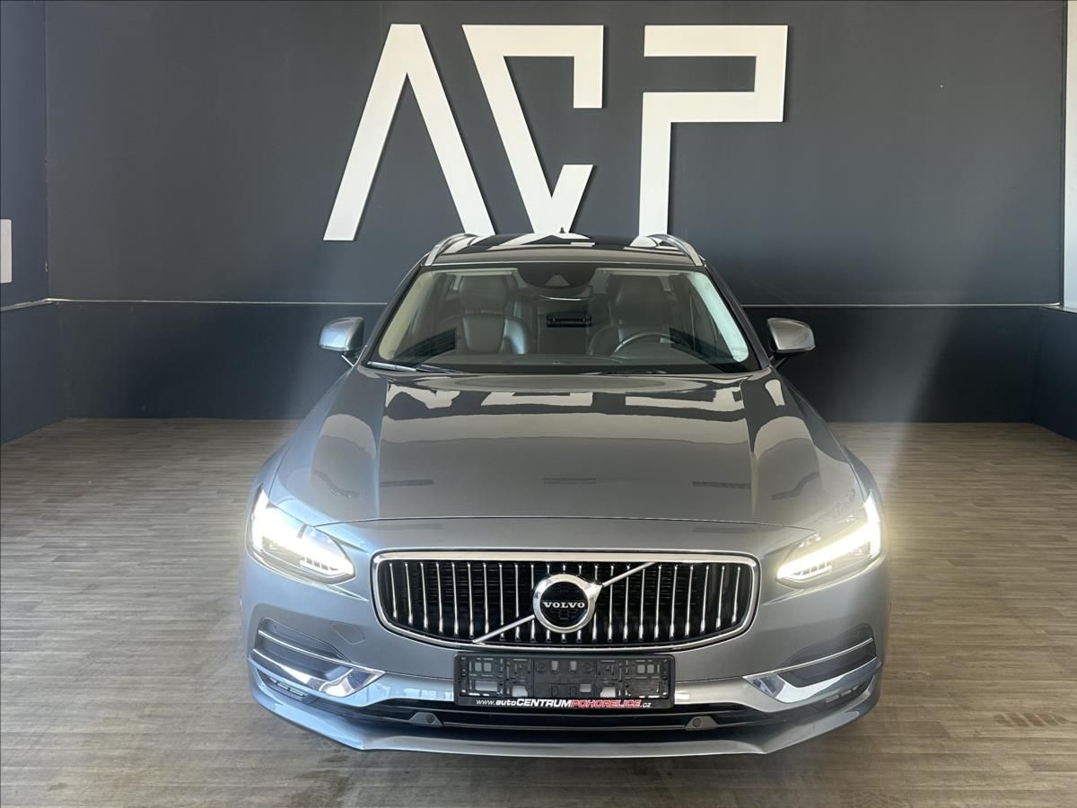 Volvo V90, 2,0D*D4*LED*ACC*DPH*140KW* - fotka 3