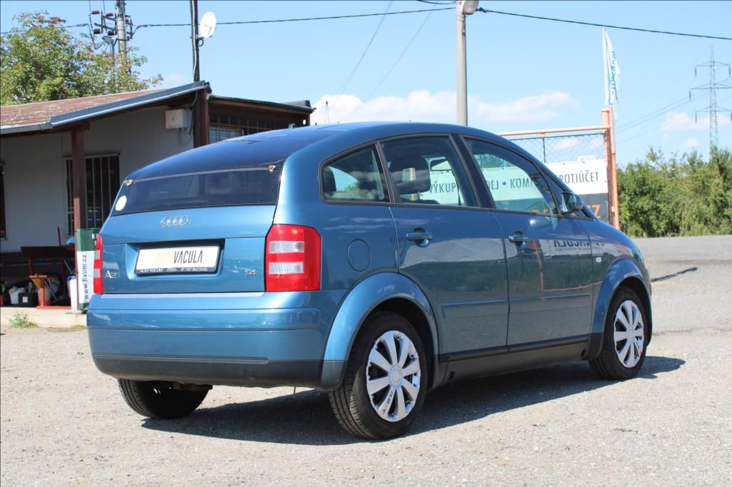 Audi A2, 1,4 i  SERVISKA, KLIMA - fotka 5