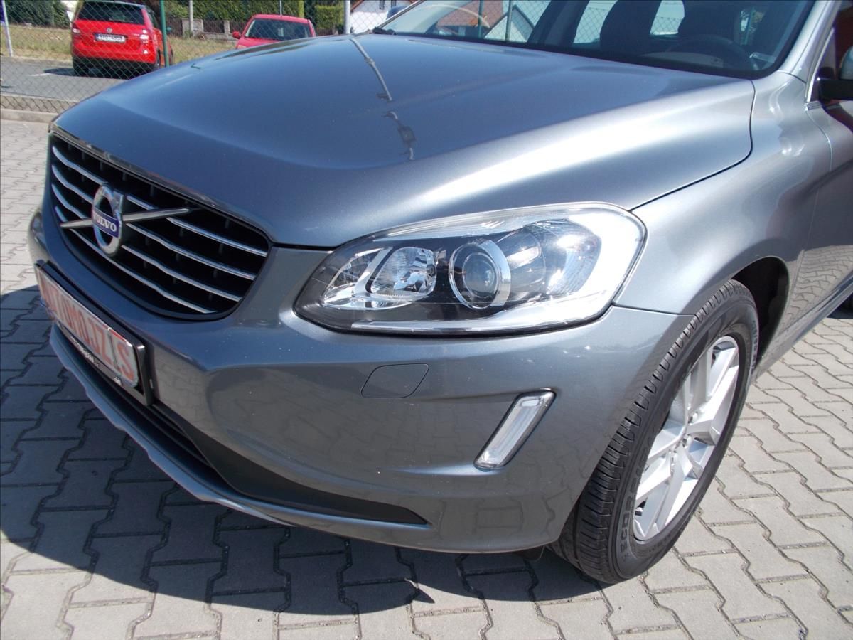 Volvo XC60, 2,0 D D3 SUMMUM AT TZ KRÁSNÉ - fotka 6