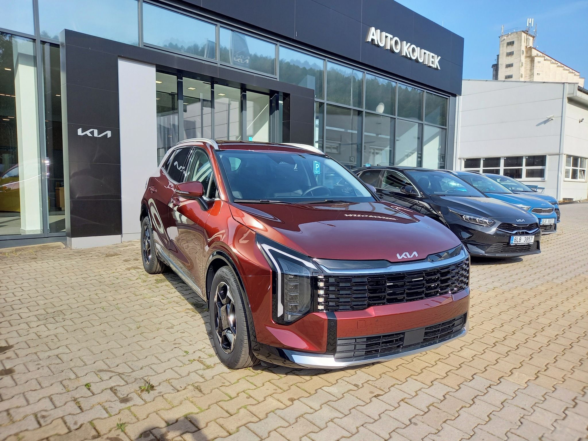 Kia Sportage, 1,6 T-GDi 4x2 7DCT TOP 2026 - fotka 5