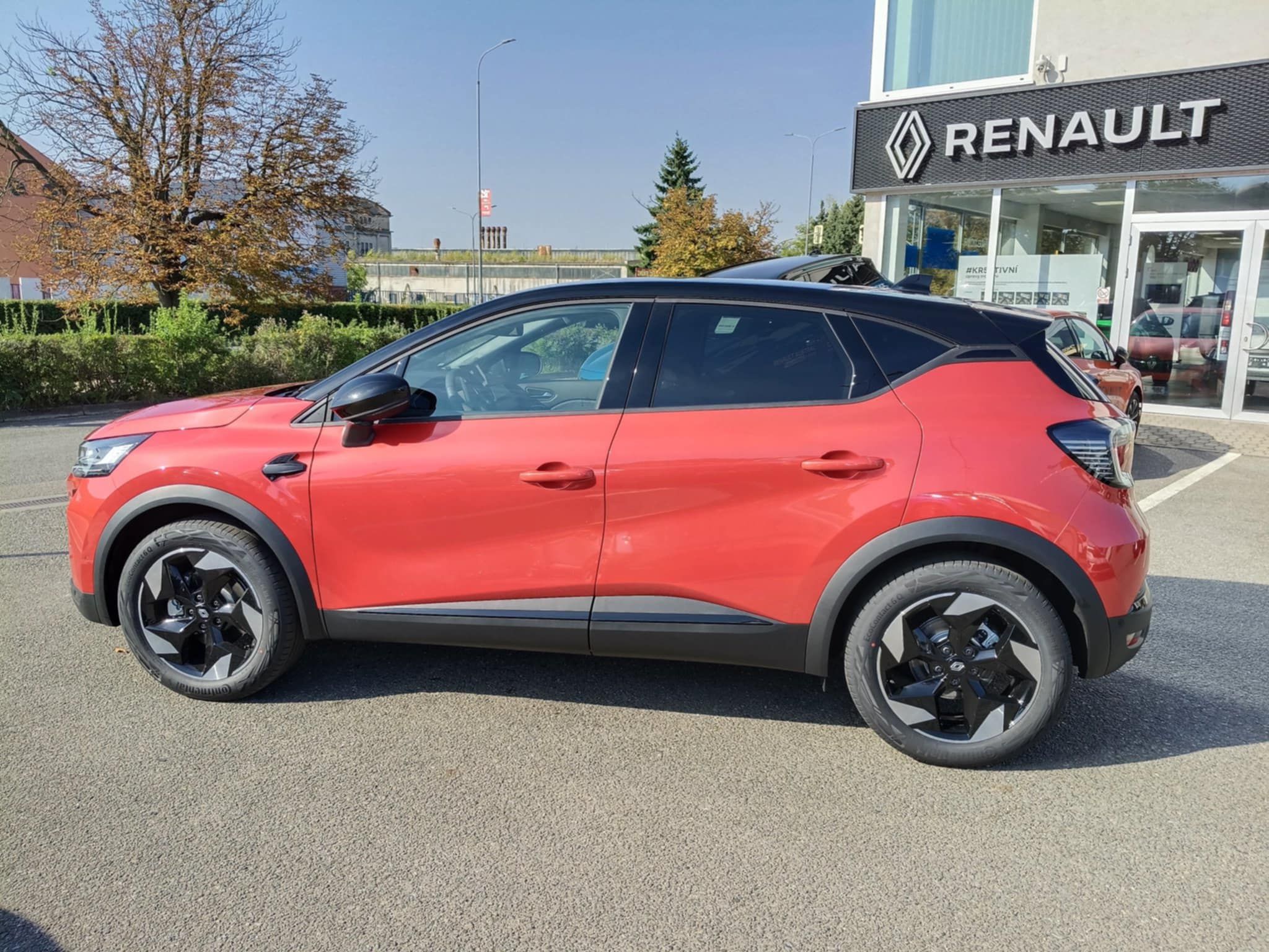 Renault Captur, techno full hybrid E-Tech 160 - fotka 4