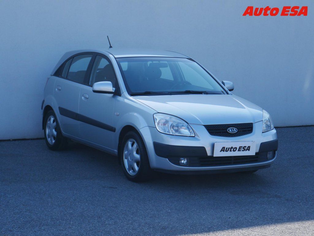 Kia Rio, 1.5 CRDi,AC,park.asist
