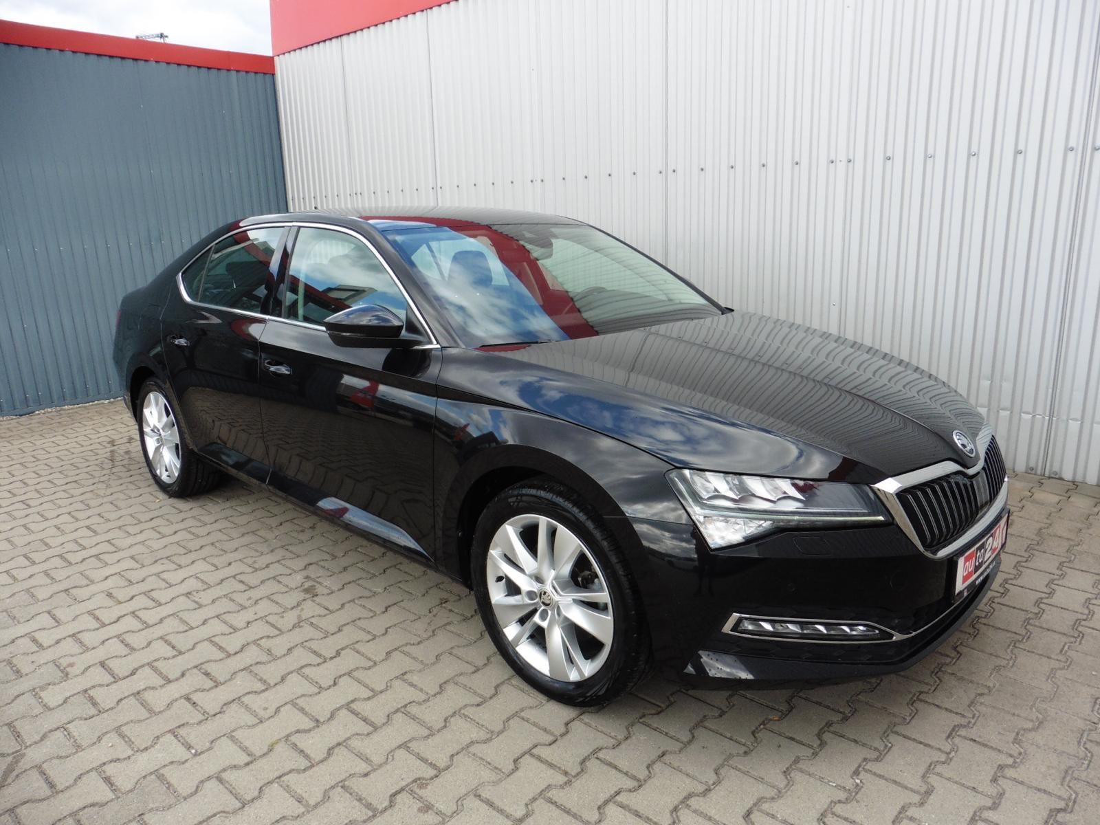Škoda Superb, III 1,5 TSi Style DSG, ... - fotka 2