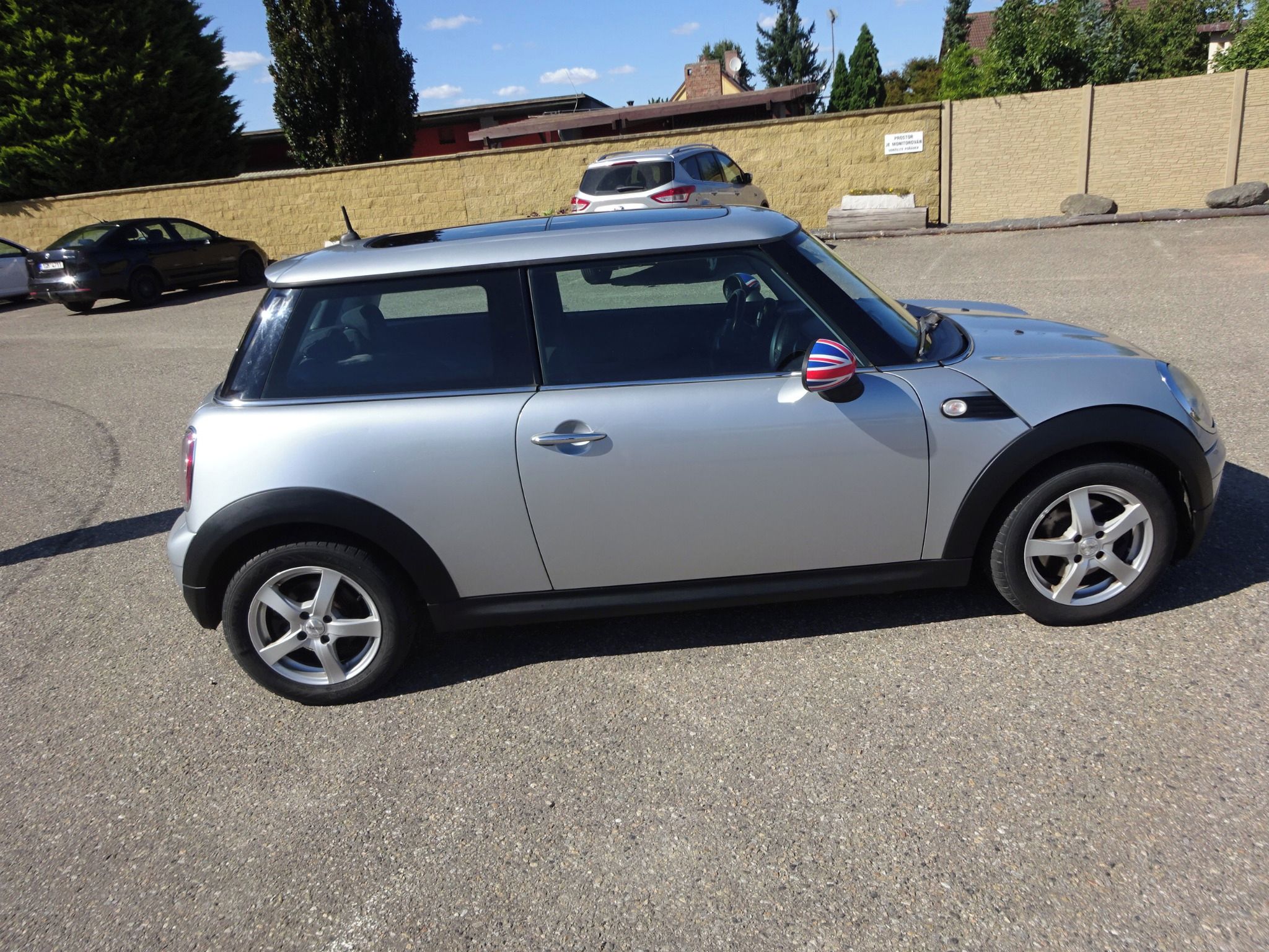 Mini One, 1.4i(70 KW) - fotka 3