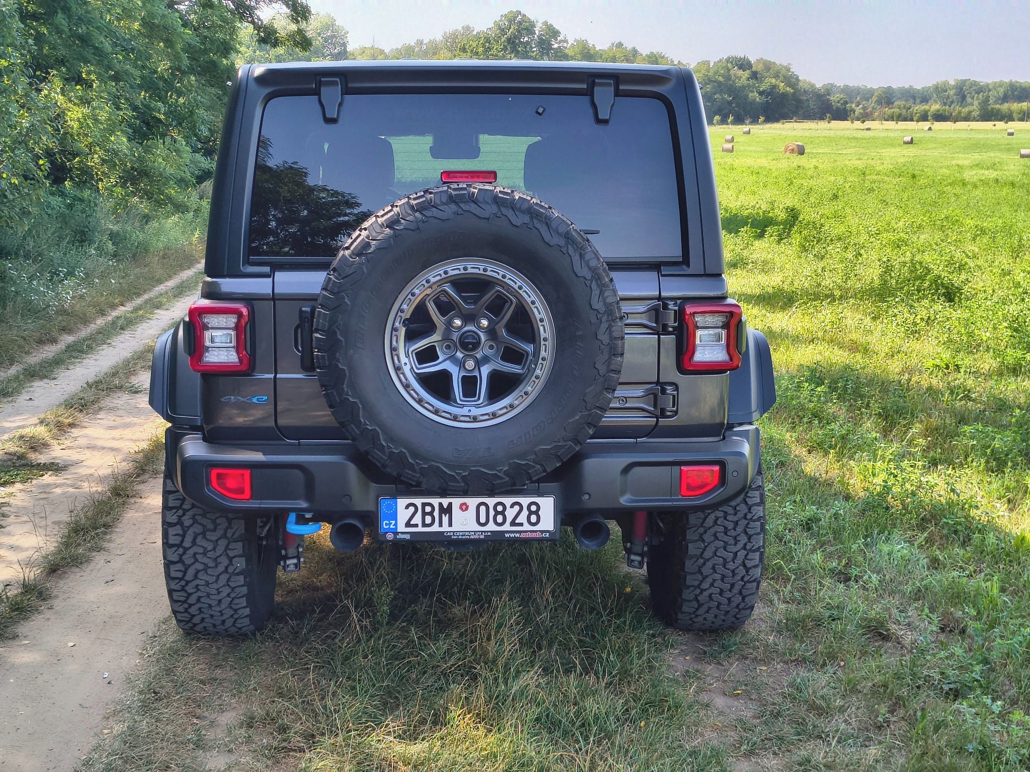 Jeep Wrangler, RUBICON 2.0 PHEV (380k), DPH - fotka 5