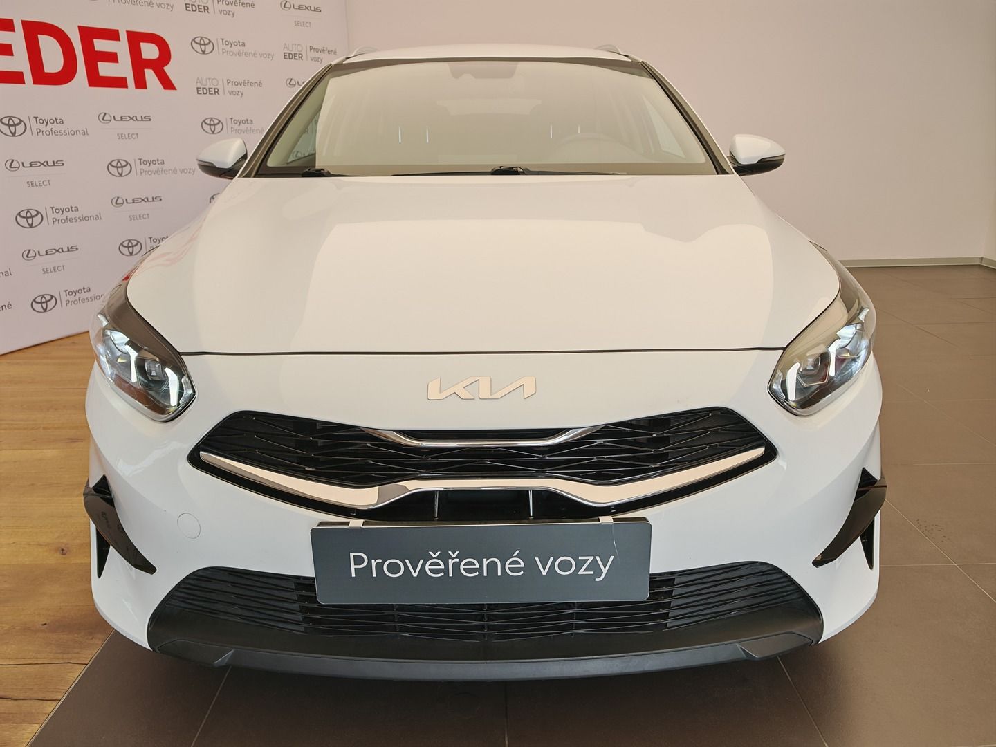 Kia Cee´d, 1.5 Wagon Automat - fotka 2