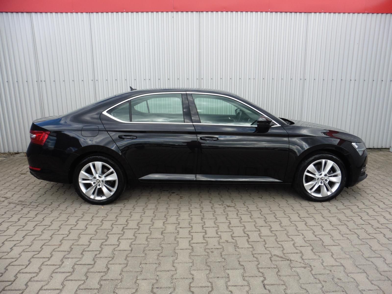 Škoda Superb, III 1,5 TSi Style DSG, ... - fotka 3