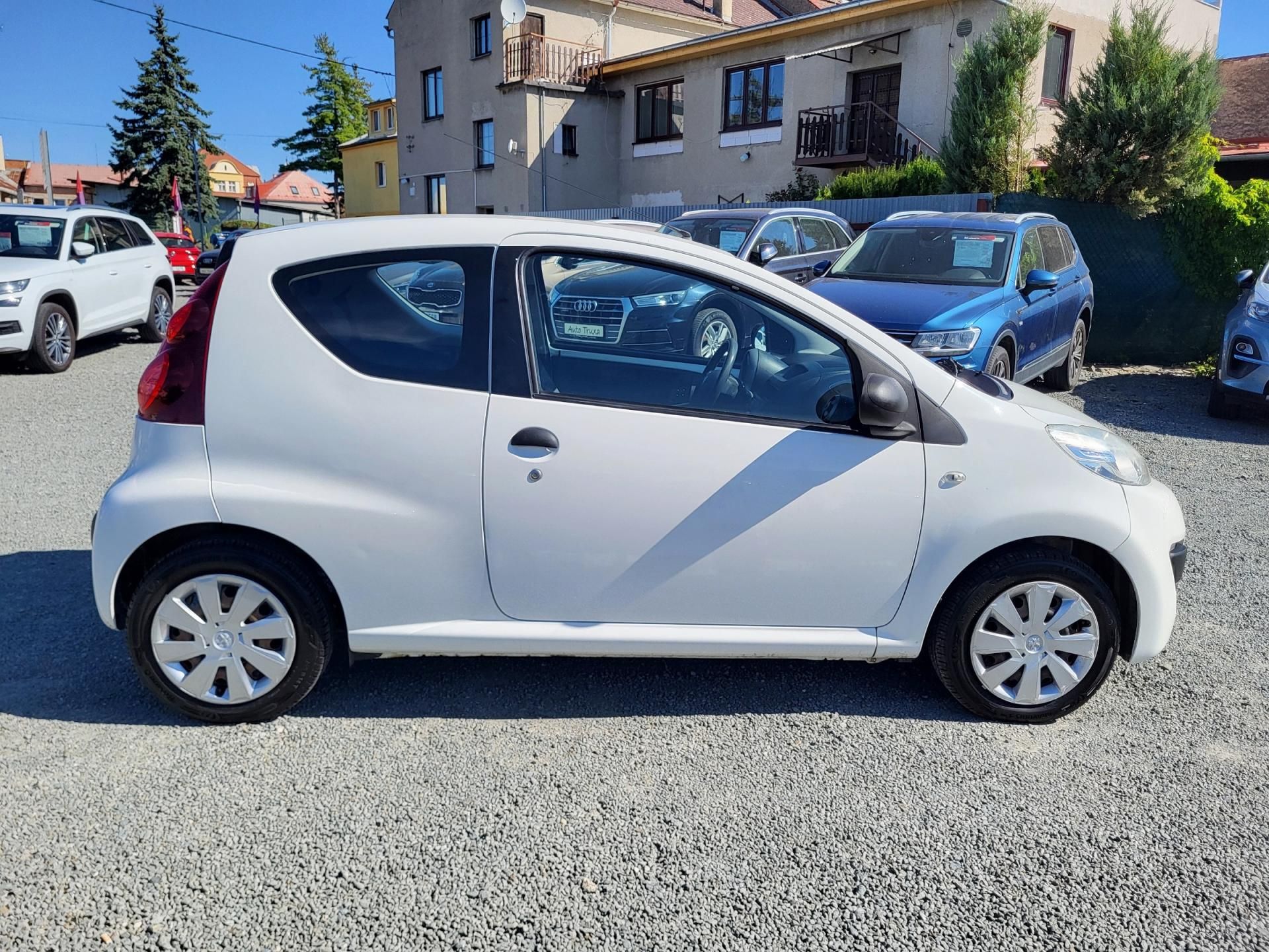 Peugeot 107, 1.0 VTi 50kW *ČR *1.majitel - fotka 5