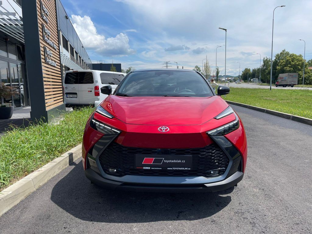 Toyota C-HR, 2,0 HEV, 4X2 Executive - fotka 2