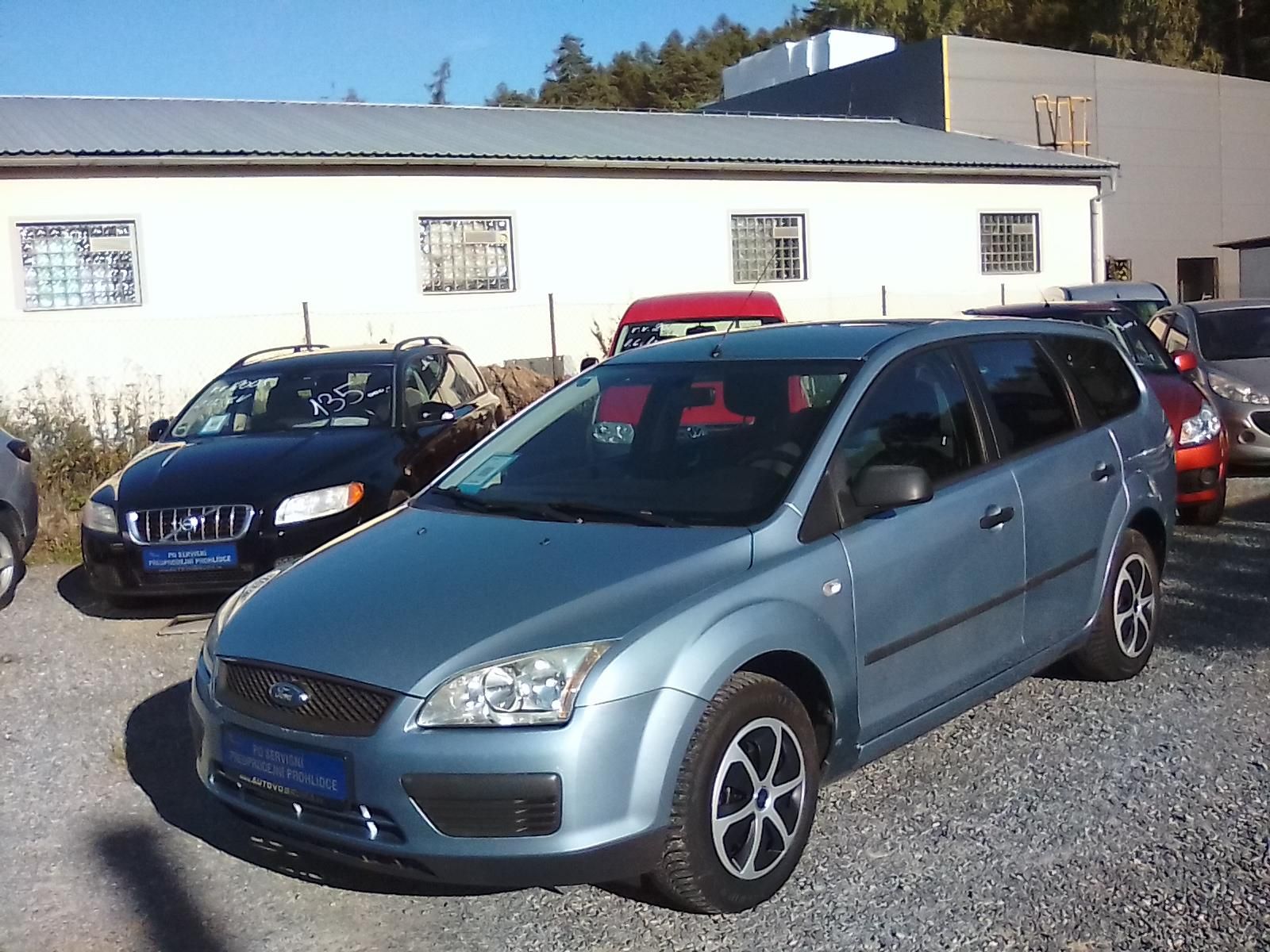 Ford Focus, 1.6i 16V combi, 4x kola navíc