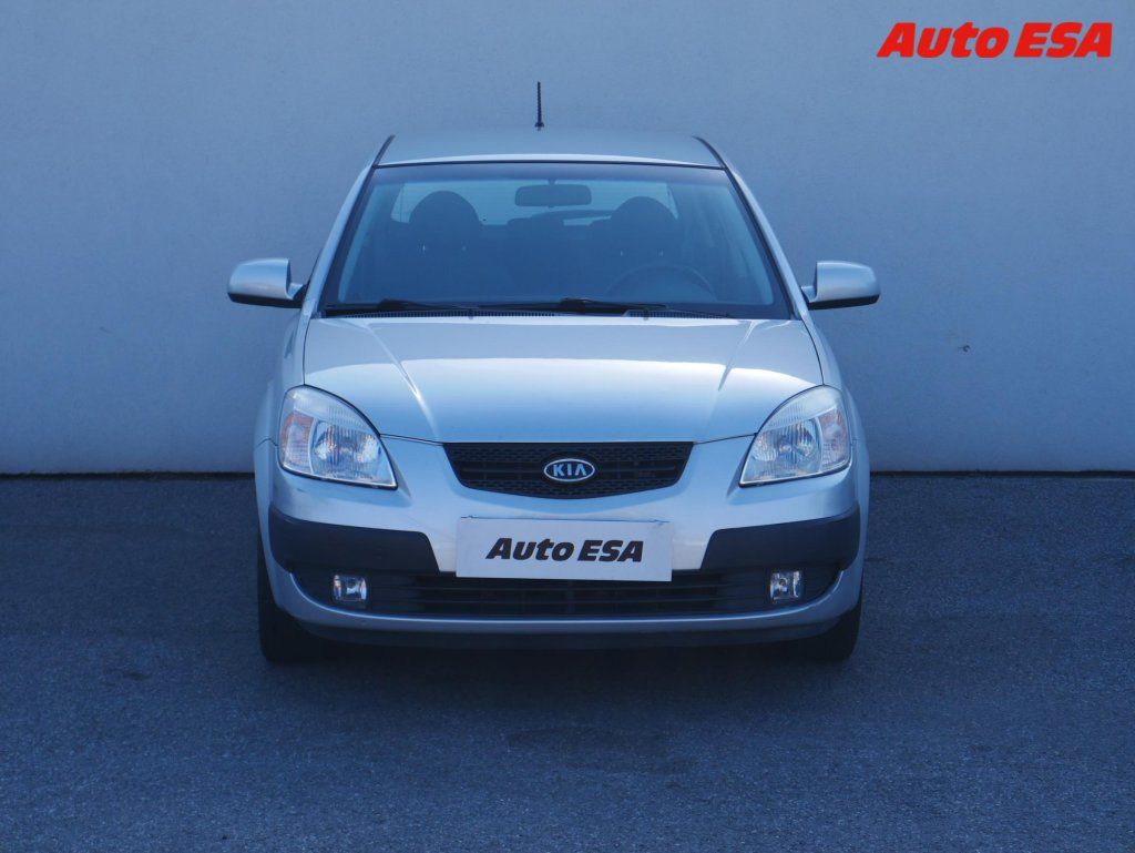 Kia Rio, 1.5 CRDi,AC,park.asist - fotka 2