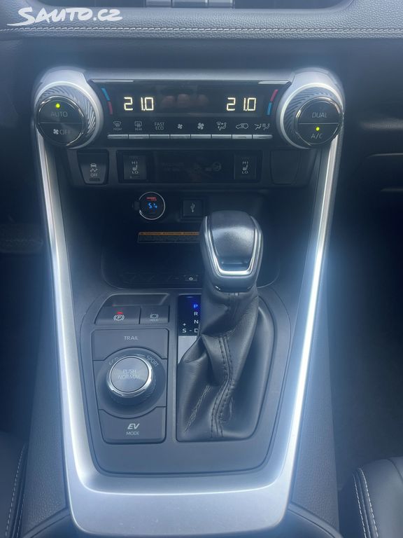 Toyota Rav4, fotka 15