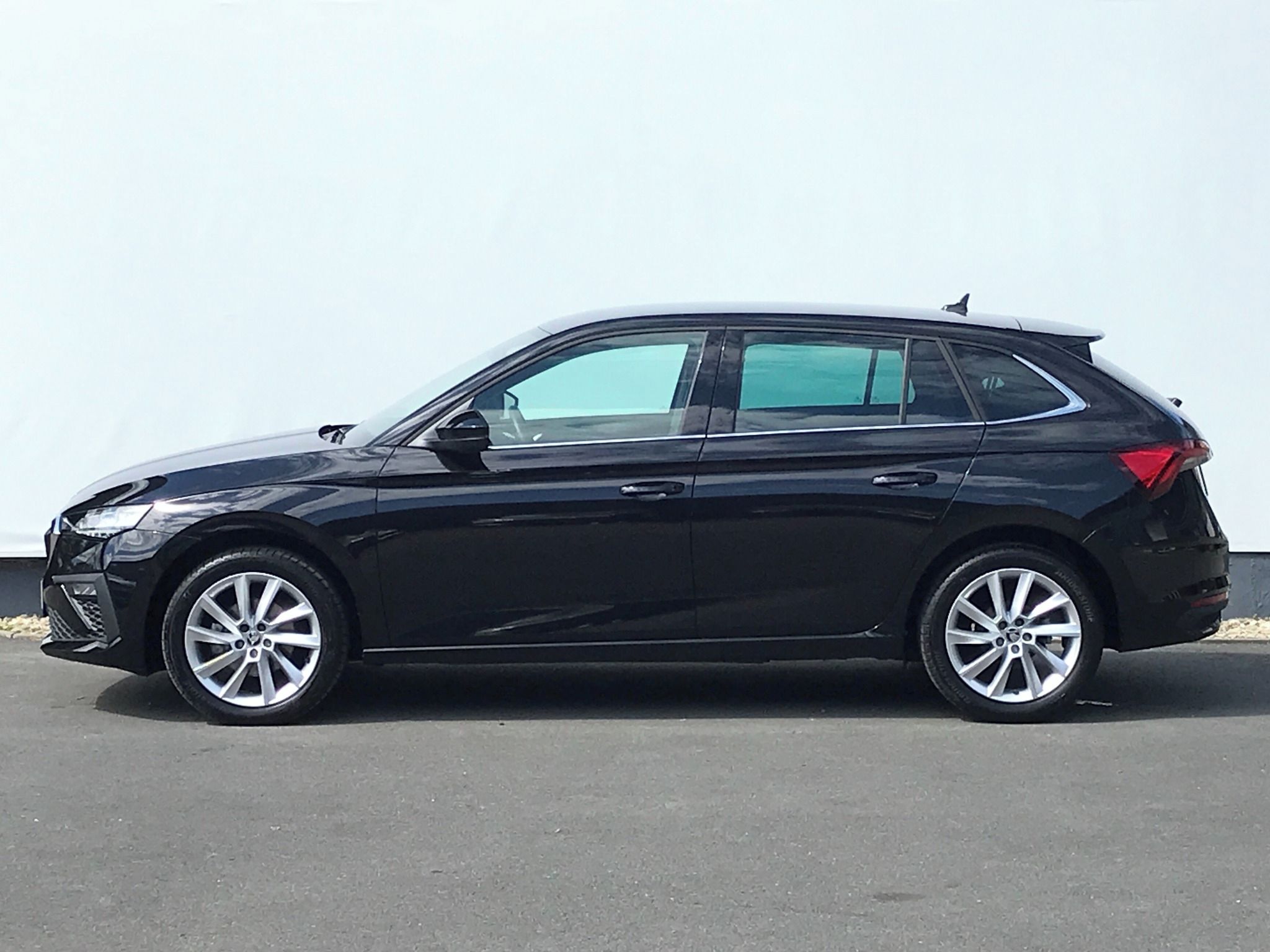 Škoda Scala, 1,0TSi 85kW 7°DSG TopSel+KAMER - fotka 3